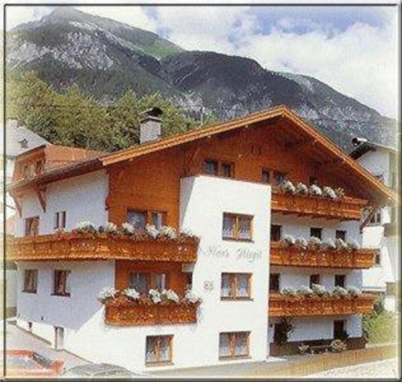 Haus Birgit Hotel Петной ам Арлберг Екстериор снимка