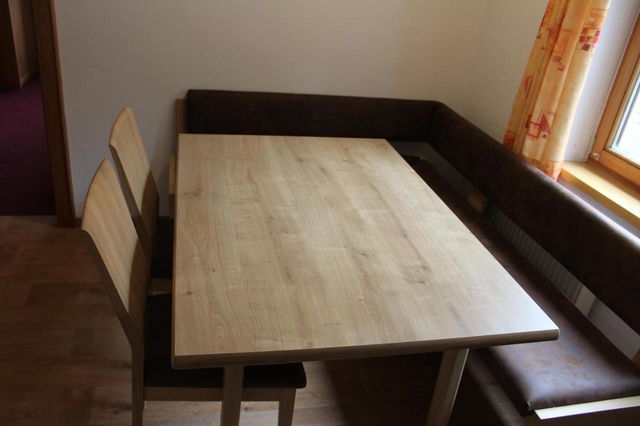 Haus Birgit Hotel Петной ам Арлберг Екстериор снимка